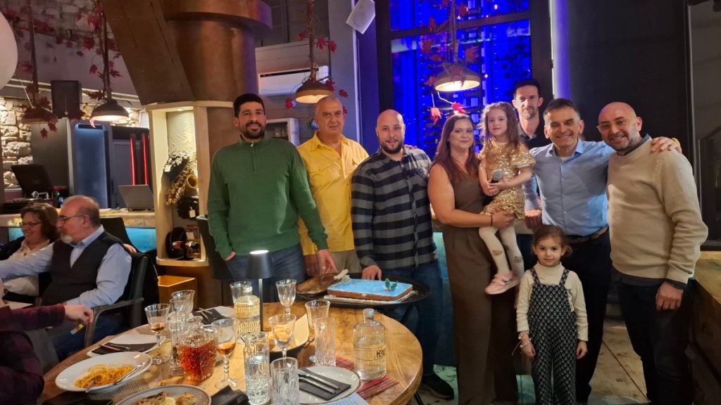 Η Ναυταθλητική Ένωση Λαμίας έκοψε την πίτα της (ΦΩΤΟ)