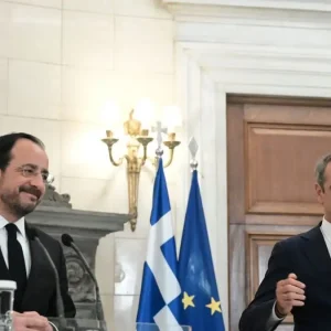 Κυριάκος Μητσοτάκης – Νίκος Χριστοδουλίδης: Νέα τηλεφωνική επικοινωνία για τον πόλεμο στο Ιράν και την Κύπρο