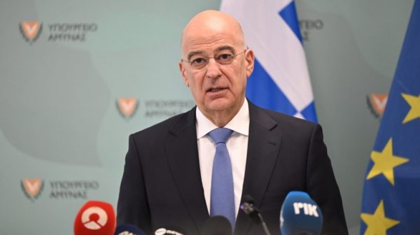 Επίθεση τουρκικών ΜΜΕ στον Δένδια: "Μας στοχοποιεί εν μέσω πολέμου - Αλαζονικές δηλώσεις"