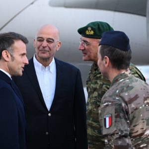 Δένδιας: Εξαιρετική ημέρα για τις σχέσεις Ελλάδας-Γαλλίας η επίσκεψη Μακρόν