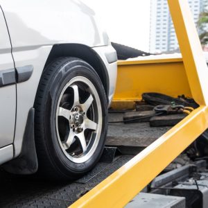 Οδική βοήθεια αναζητά οδηγούς