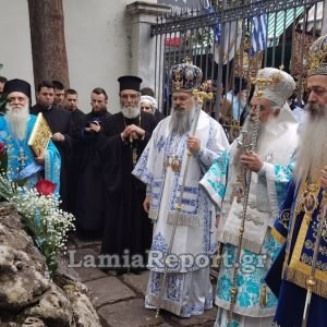 Λαμία: Επίσημη δοξολογία και κατάθεση στεφάνων για τον εορτασμό της 25ης Μαρτίου (ΦΩΤΟ)