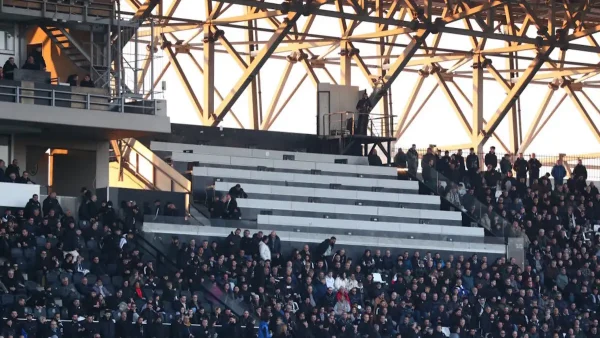 Ελεύθεροι οι οκτώ οπαδοί του ΠΑΟΚ για το επεισόδιο στα δημοσιογραφικά της Τούμπας