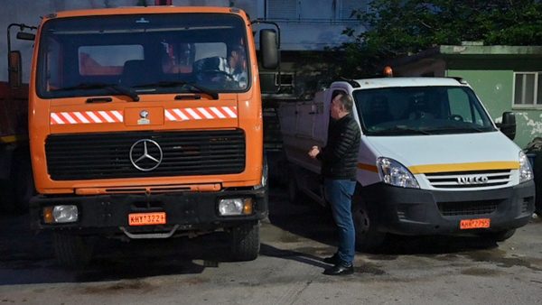 «Έφοδος» του Δημάρχου Λαμιέων στο αμαξοστάσιο το ξημέρωμα