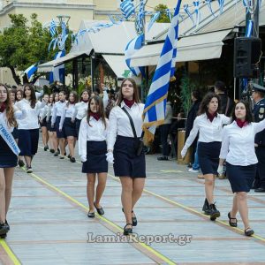 Λαμία: Δείτε πλούσιο φωτορεπορτάζ από την παρέλαση των Γυμνασίων