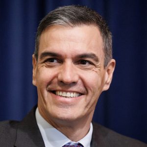 Σάντσεθ: «Όπως λέμε όχι στον πόλεμο στο Ιράν, έτσι στέλνουμε βοήθεια στην Κύπρο που είναι θύμα του»