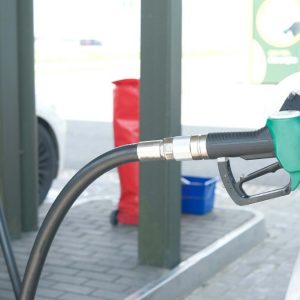 Τιμές καυσίμων: Σχεδόν ίδια τιμή για βενζίνη και πετρέλαιο – «Μέσα σε 5 μέρες ανέβηκε πάνω από 20 λεπτά»