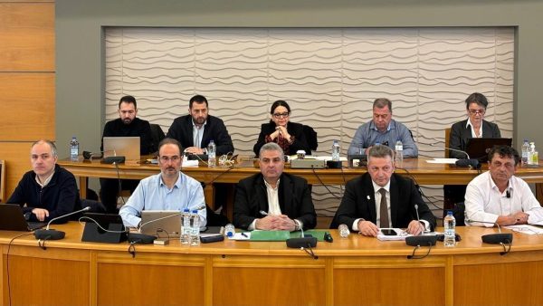 Φάνης Σπανός: «Οι καλλιεργητές της Κωπαΐδας πρέπει να ποτίσουν - Πρέπει να ζήσουν ως αγρότες!»