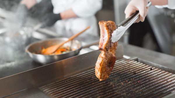 Ζητείται ψήστης από την ταβέρνα "Ο Πρόεδρος" στην Παύλιανη