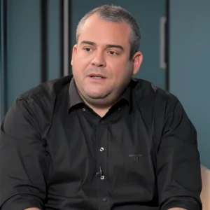 Πυγμαλίων Δαδακαρίδης: Δεν ήμουν έτοιμος για τον θάνατο των γονιών μου, αλλά πλέον έχω κάνει ειρήνη με το κομμάτι της απώλειας