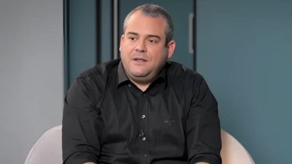 Πυγμαλίων Δαδακαρίδης: Δεν ήμουν έτοιμος για τον θάνατο των γονιών μου, αλλά πλέον έχω κάνει ειρήνη με το κομμάτι της απώλειας