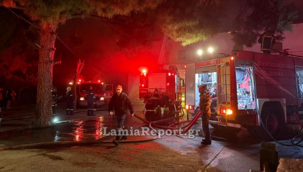 Συναγερμός στην Πυροσβεστική Υπηρεσία Χαλκίδας - Πυρκαγιά σε κτίριο