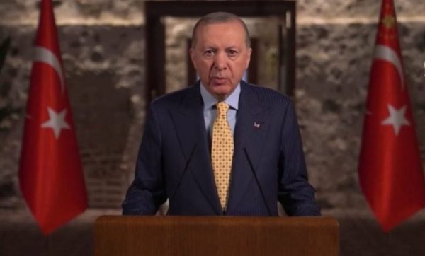 Ερντογάν: «Τηρούμε αποφασιστική στάση απέναντι στις παραβιάσεις του εναέριου χώρου μας – Σε σίγουρα χέρια η Τουρκία»