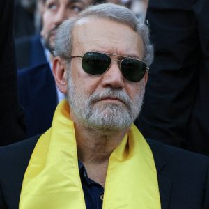 Αλί Λαριτζανί: Ποιος ήταν ο γόνος των «Κένεντι του Ιράν» και de facto ηγέτης της χώρας μετά τον θάνατο του Χαμενεΐ