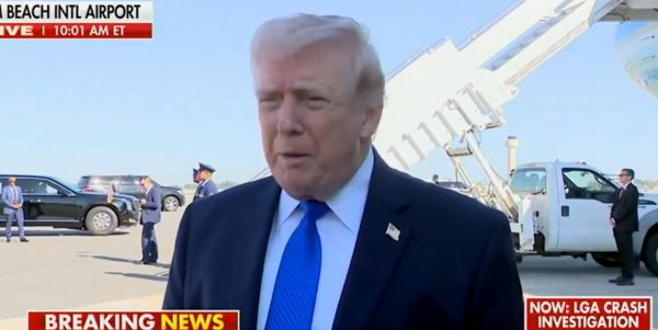 Διαψεύδει τον Τραμπ ο πρόεδρος του κοινοβουλίου του Ιράν: «Fake news οι διαπραγματεύσεις με τις ΗΠΑ»