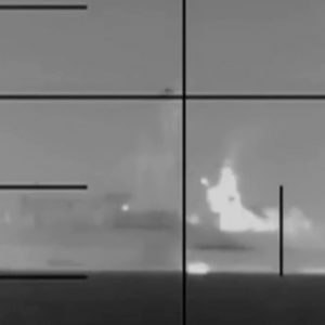 Βίντεο- ντοκουμέντο: Η στιγμή που το αμερικανικό υποβρύχιο στοχεύει και βυθίζει με τορπίλη την ιρανική φρεγάτα στα ανοικτά των ακτών της Σρι Λάνκα