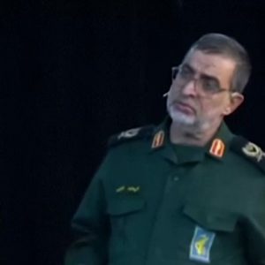 Νεκρός ο εκπρόσωπος των Φρουρών της Επανάστασης Αλί Μοχάμεντ Ναϊνί μετά από ισραηλινή επιδρομή