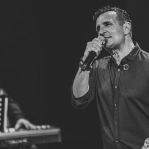 Ο Δημήτρης Μπάσης έρχεται στη σκηνή του The Blind Pig για ένα μοναδικό μουσικό live!