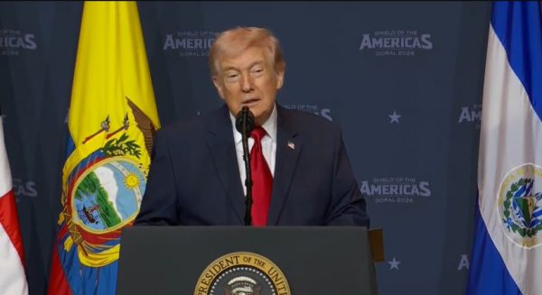 Τραμπ: Οι ΗΠΑ έκαναν χάρη στον κόσμο που ξεκίνησαν τον πόλεμο κατά του Ιράν, εξουδετερώσαμε 42 πλοία του ναυτικού τους σε 3 ημέρες