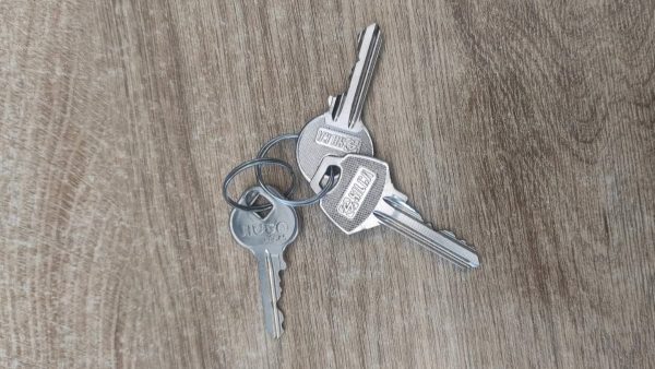 Βρέθηκαν κλειδιά στην οδό Βασιλικών