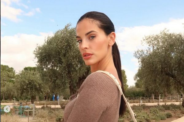 Οι φωτογραφίες της Χριστίνας Μπόμπα από την περίοδο της εγκυμοσύνης της και μετά τη γέννα: Κάθε φάση ένα ορόσημο, γράφει