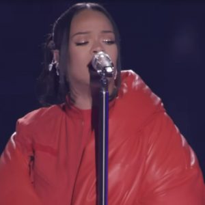 Αντιμέτωπη με ισόβια η γυναίκα που πυροβόλησε έξω από το σπίτι της Rihanna