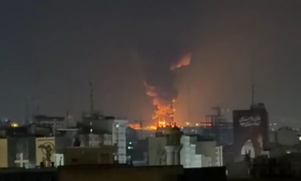 Axios: Τριβές ΗΠΑ-Ισραήλ μετά τα πλήγματα των IDF σε δεκάδες εγκαταστάσεις καυσίμων του Ιράν