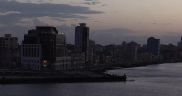 Ολικό μπλακ άουτ στην Κούβα: Στο απόλυτο σκοτάδι 10 εκατ. κάτοικοι