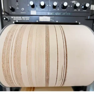 Οι επιστήμονες δημιούργησαν κύλινδρο γεμάτο σφαίρες από χάλυβα που μειώνει τον αντίκτυπο των σεισμών