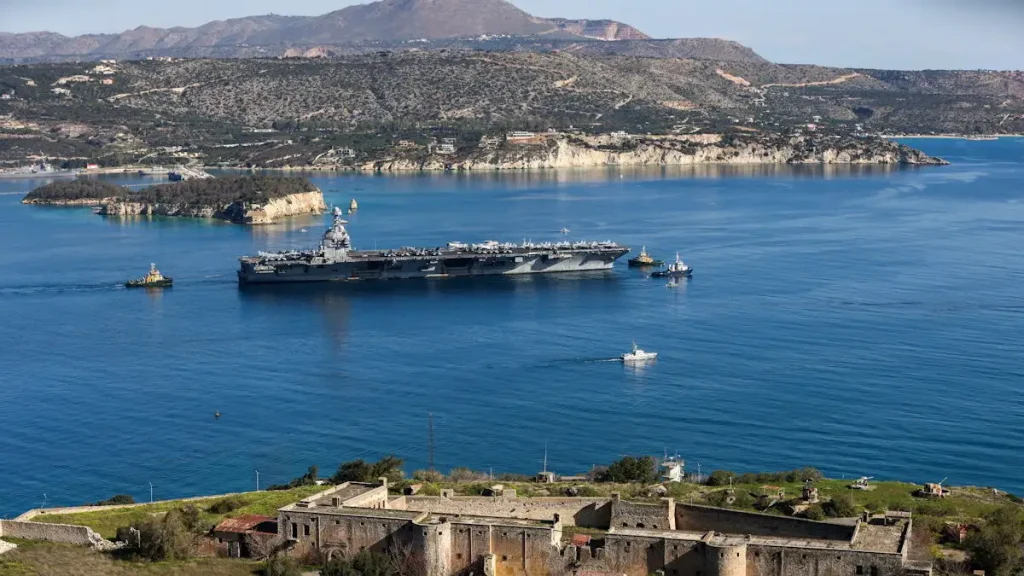 Νέα σύλληψη για κατασκοπεία στη Σούδα – Πολωνός φωτογράφιζε τη στρατιωτική βάση και έστελνε τα δεδομένα στο εξωτερικό