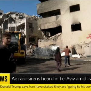 Στις φλόγες η Μέση Ανατολή: Νεκρός ο Χαμενεΐ και μέλη της οικογένειάς του - Πανηγύρια, αλλά και θρήνος στη Τεχεράνη - LIVE οι εξελίξεις