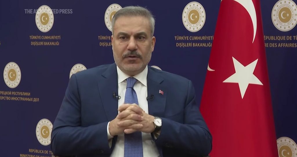 Χακάν Φιντάν: Τεράστιο σφάλμα αυτός ο πόλεμος – Η Τουρκία δεν πρόκειται να απαντήσει στο Ιράν