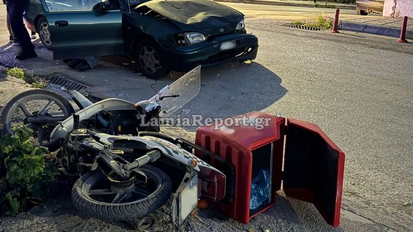 Λαμία: Τροχαίο με τραυματισμό νεαρού ντελιβερά