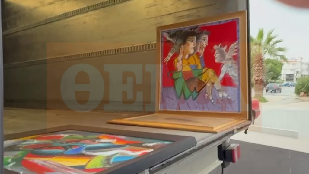 Πάνω από 300 πλαστοί πίνακες και περισσότερα από 200.000 ευρώ σε μετρητά βρέθηκαν στην γκαλερί του Γιώργου Τσαγκαράκη