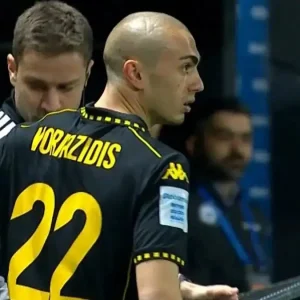 Ο Μιχάλης Βοριαζίδης επέστρεψε στη δράση μετά το σοβαρό πρόβλημα υγείας του και αποθεώθηκε στο Άρης – Ατρόμητος