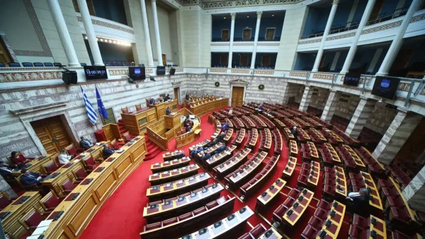 Πυρά της αντιπολίτευσης για την ανάρτηση Μητσοτάκη και τα Τέμπη: «Δεν ντρέπεται για τις δηλώσεις Φλωρίδη»