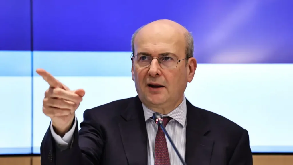 Χατζηδάκης: Τα μέτρα για τα καύσιμα καλύπτουν τα 3/4 της κοινωνίας, θα λάβουμε και άλλα αν χρειαστεί