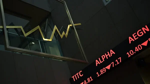 Άγριο ξεπούλημα με πτώση 5,75% στο ελληνικό χρηματιστήριο: Τα αρνητικά μηνύματα από τη Wall Street διεύρυναν την πτώση στο κλείσιμο