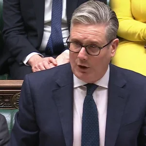 Στάρμερ: Οι βρετανικές βάσεις στην Κύπρο δεν χρησιμοποιούνται από αμερικανικά βομβαρδιστικά