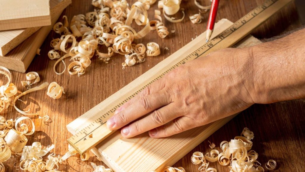 Ζητείται προσωπικό από ξυλουργική βιομηχανική μονάδα στη ΒΙΠΕ Λαμίας