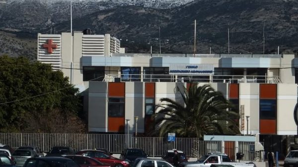 Διαψεύδει τις καταγγελίες για τα ΤΕΠ μετά τον θάνατο της 19χρονης Μυρτώς το νοσοκομείο Κεφαλονιάς