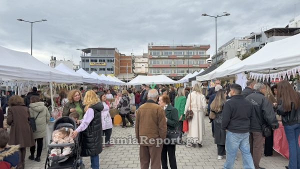 Λαμία: Πλημμύρισε από κόσμο η πλατεία Πάρκου για τις Πασχαλινές αγορές (ΒΙΝΤΕΟ-ΦΩΤΟ)