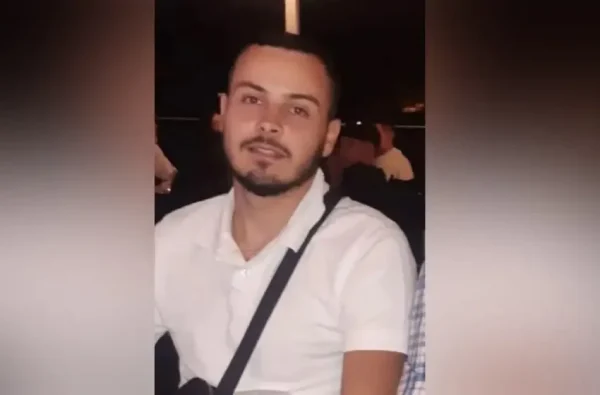 Άγιος Δημήτριος: Στο σπίτι του στην ταράτσα είχε κρύψει το μαχαίρι ο δολοφόνος του 27χρονου - «Ήταν στιγμιαίο, ξέφυγε η κατάσταση», είπε