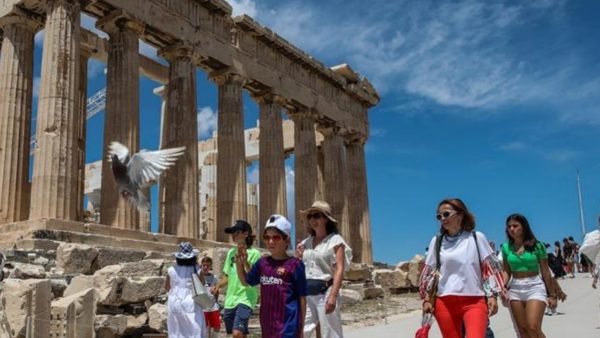 Διεθνής Ημέρα Μνημείων: «Πλημμύρισαν» οι αρχαιολογικοί χώροι και τα μουσεία λόγω ελεύθερης εισόδου