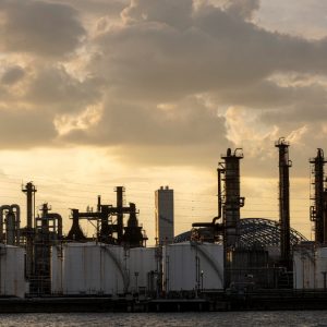 Κολοσσιαία συμφωνία ΗΠΑ–Βενεζουέλας: 65 δισ. βαρέλια πετρελαίου περνούν υπό αμερικανικό έλεγχο