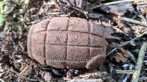 Οι εργασίες αποκάλυψαν χειροβομβίδα μέσα στην αποθήκη