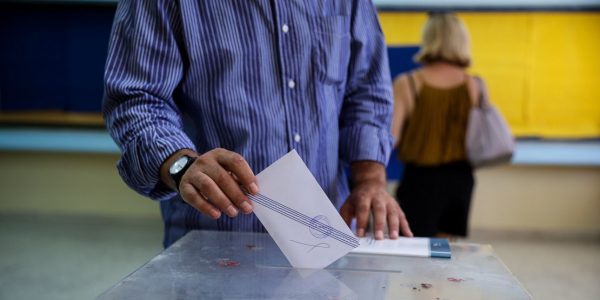 Ανεβαίνει στις δημοσκοπήσεις η ΝΔ -Ενισχύεται το αίτημα της αυτοδυναμίας, λένε στην κυβέρνηση