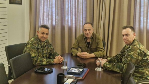 Συνάντηση του Δημάρχου Λαμιέων με το νέο Διοικητή του Κέντρου Εκπαίδευσης Νεοσυλλέκτων