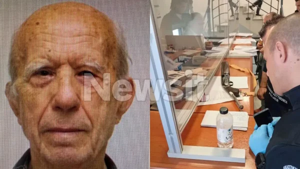 Απολογείται ο 89χρονος που άνοιξε πυρ σε ΕΦΚΑ και Πρωτοδικείο – Χαιρετούσε τους δημοσιογράφους μέσα από το περιπολικό
