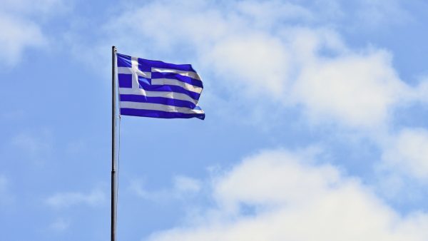 Ιστορικές Ελληνικές Ανατροπές σε Παγκόσμια Τουρνουά: Ποδόσφαιρο και Μπάσκετ